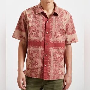 Urban Outfitters Mens BDG Paisley Bandanna Print Short Sleeve Shirt Size XL